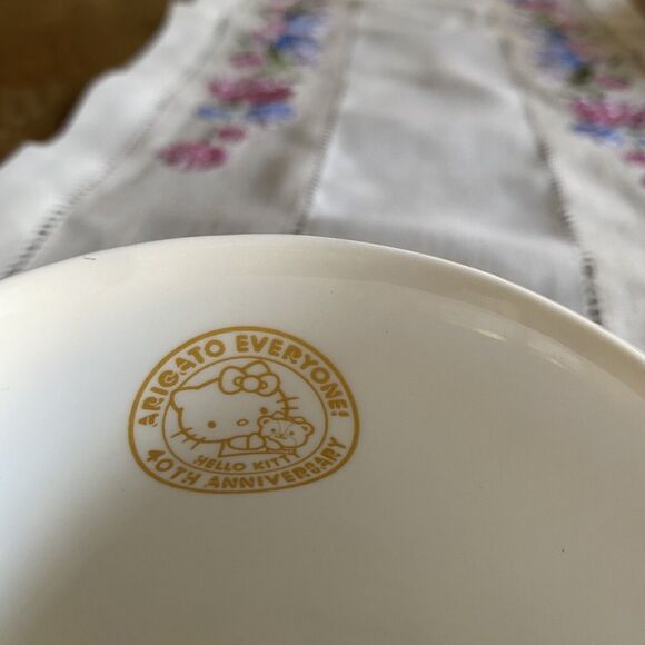 Hello Kitty Coffee Mug 40th Anniversary Angel Devil Scene Rare Sanrio - Picture 3 of 8